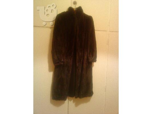 PoulaTo: γούνινο παλτό βιζόν